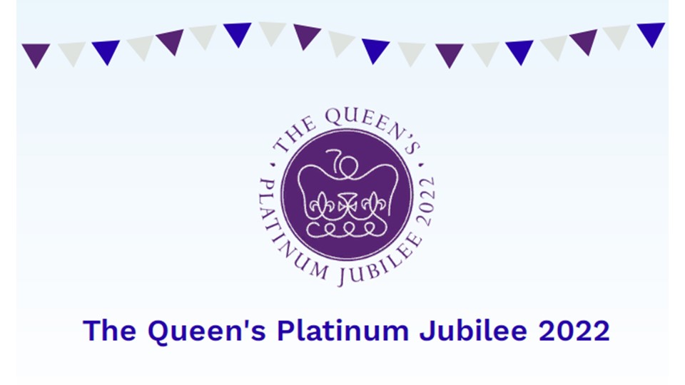 Презентация (с видео) "Чаепитие с королевой. Платиновый юбилей" - Скачать презентации бесплатно | Читать или скачать учебники для школы онлайн бесплатно ☑ Школьные учебники school-textbook.com